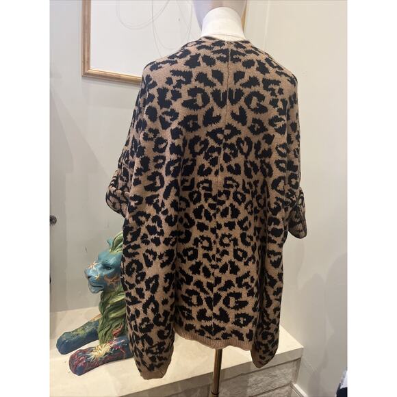 Roffe Accessories Leopard Print Knit Komono, One Size Brown Super Soft New - Picture 6 of 7